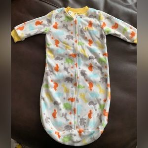 Carter’s sleepsack size OS One Size. No tears/rips/holes/stains.